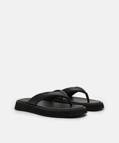 Weareroom.shop0057c8116d 2
