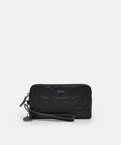 Weareroom.shop057a83523b 1