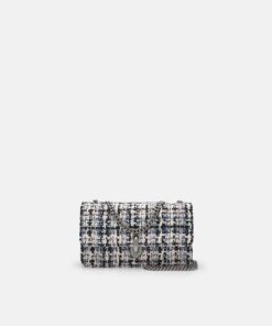 Weareroom.shop0f71e8208e 1