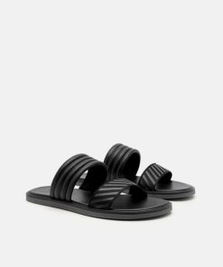 Weareroom.shop1f27bc29b0 2
