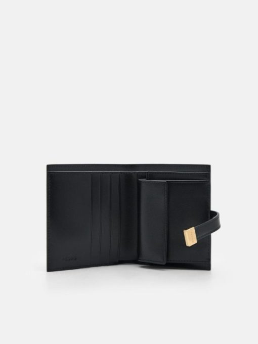 Weareroom.shop1ffb0ba251 4