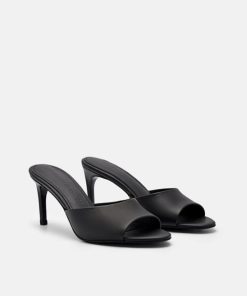 Weareroom.shop21d0b3c064 2