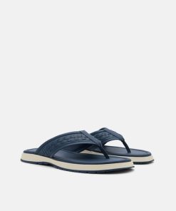 Weareroom.shop2893fb8943 2