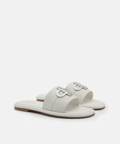 Weareroom.shop3ad90ab7f8 2