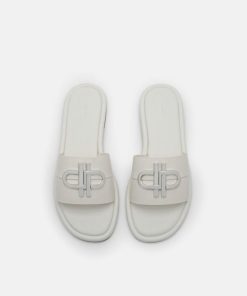 Weareroom.shop3ad90ab7f8 4