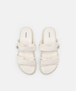 Weareroom.shop436807e832 4