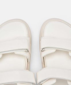 Weareroom.shop436807e832 5