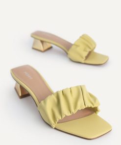 Weareroom.shop45aef24c81 2