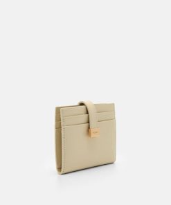 Weareroom.shop46b467c712 2