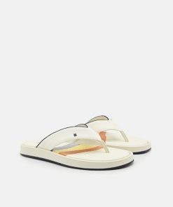 Weareroom.shop549bc7dfe1 2