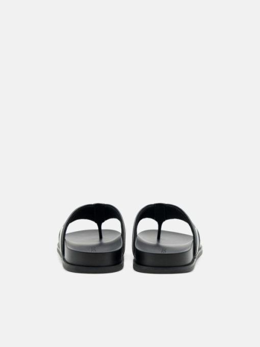 Weareroom.shop5c3ed9e3cc 2