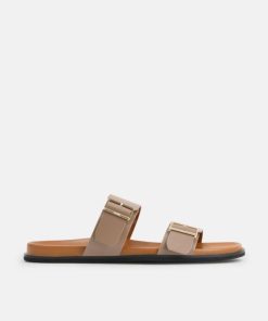 Weareroom.shop5f25f9011b 1