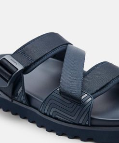 Weareroom.shop5fd2a93ce0 5