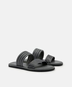 Weareroom.shop5fe7732125 2