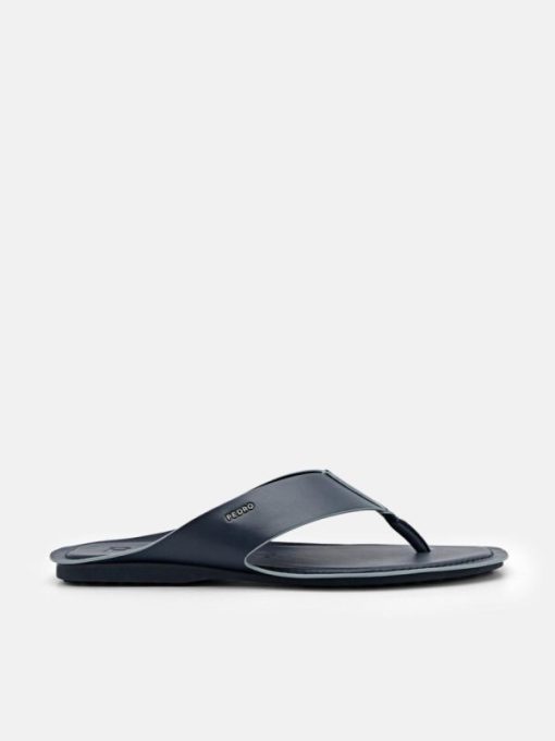 Weareroom.shop60203a27f1 1