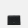 Weareroom.shop63519f91c2 1