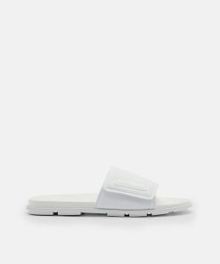 Weareroom.shop70139e6ca7 1