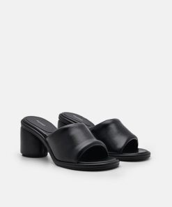 Weareroom.shop749cc2e4cd 2