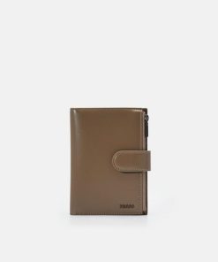 Weareroom.shop966a429890 1