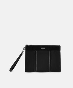 Weareroom.shop9aa59aebc1 1