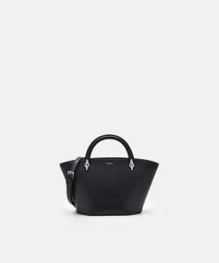 Weareroom.shop9fb44bc39f 1