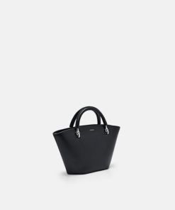 Weareroom.shop9fb44bc39f 2