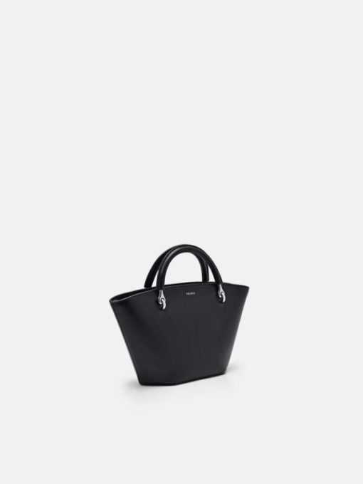 Weareroom.shop9fb44bc39f 2