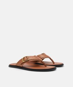 Weareroom.shopa218ec65b4 2