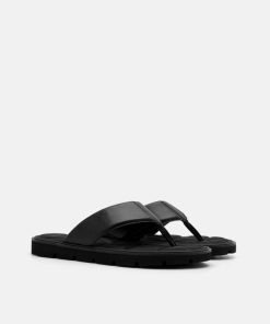 Weareroom.shopa312190479 2