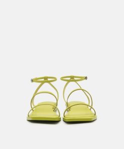 Weareroom.shopa5a69a8d19 4