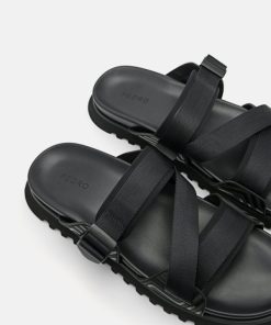 Weareroom.shopb43c3411d5 3
