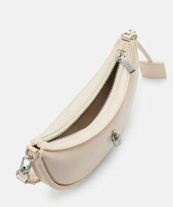 Weareroom.shopbc2fd87ce5 6