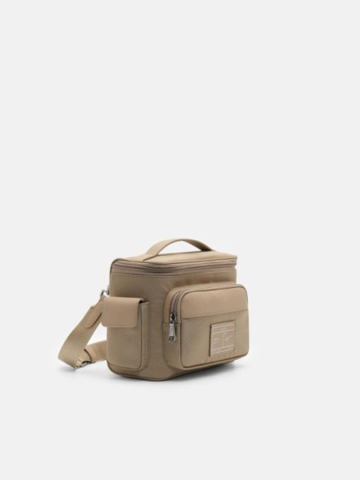 Weareroom.shopbe652923e1 2