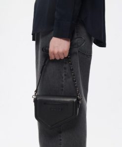Weareroom.shopc5ef9e0a87 7
