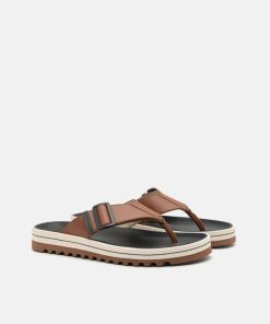 Weareroom.shopcb15b6c1d4 2