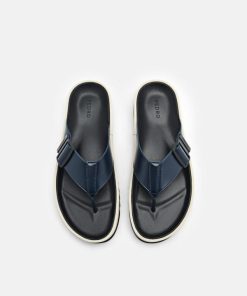 Weareroom.shopd1a8c6b6c2 4