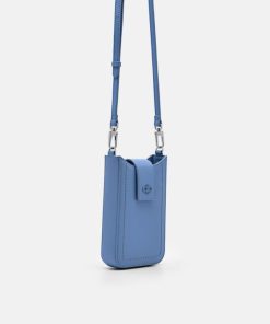 Weareroom.shopdb67ed1d95 2