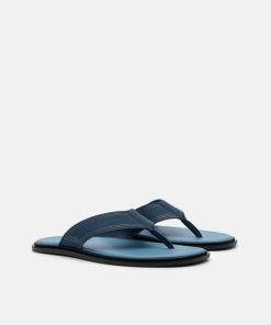 Weareroom.shopdb7a83e297 2