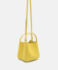 Weareroom.shope0c324671f 4