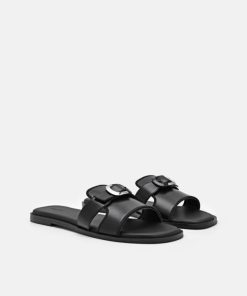 Weareroom.shope0f829fa18 2