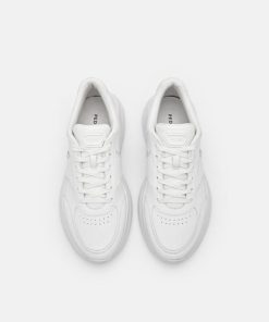 Weareroom.shope107c8dbf9 4