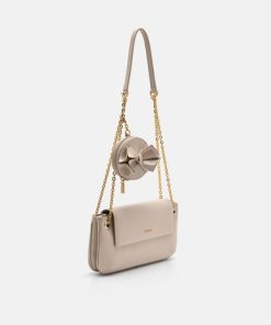 Weareroom.shope339d1b83d 2
