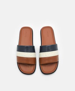 Weareroom.shope3737a0e52 3