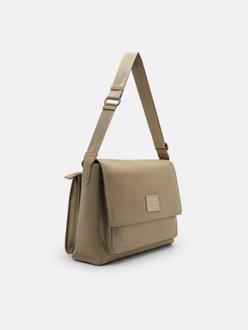 Weareroom.shope4223e703d 2