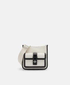 Weareroom.shope6a70f8c94 1