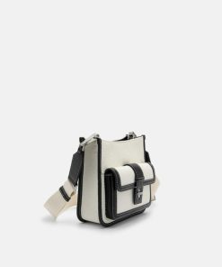 Weareroom.shope6a70f8c94 2