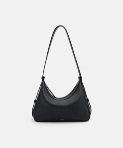 Weareroom.shope6cd906b10 1