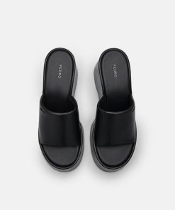 Weareroom.shope854d117b6 4