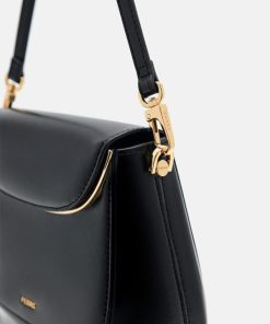 Weareroom.shope9c7309de8 5