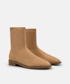 Weareroom.shope9f632e1a3 2